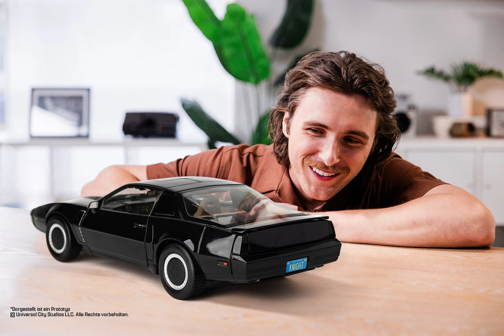 1:10 K.I.T.T. from KNIGHT RIDER™