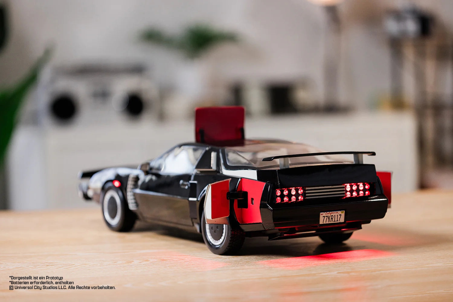 1:10 K.I.T.T. from KNIGHT RIDER™