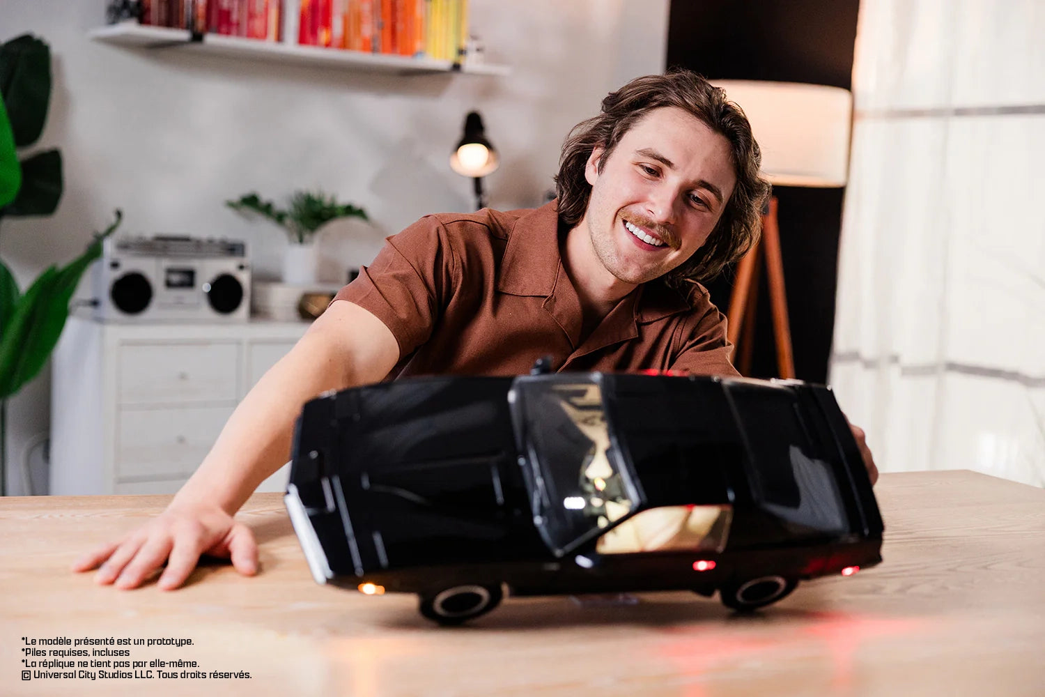 1:10 K.I.T.T. from KNIGHT RIDER™